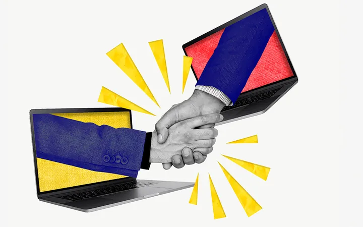 Persona revisando métricas de email marketing en un computador